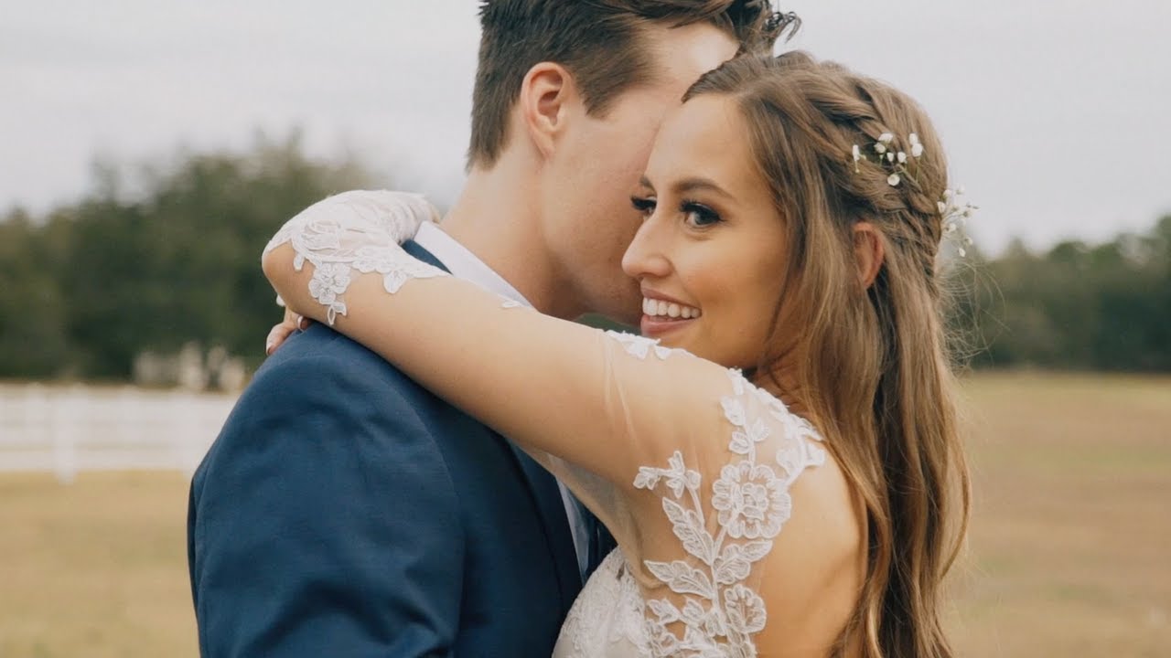 8 Ways to Tell Your Love Story at Your Wedding